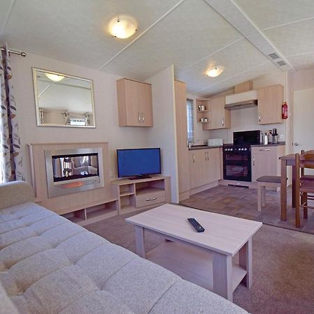 Mercury Yacht Harbour And Holiday Park Lower Swanwick Екстер'єр фото