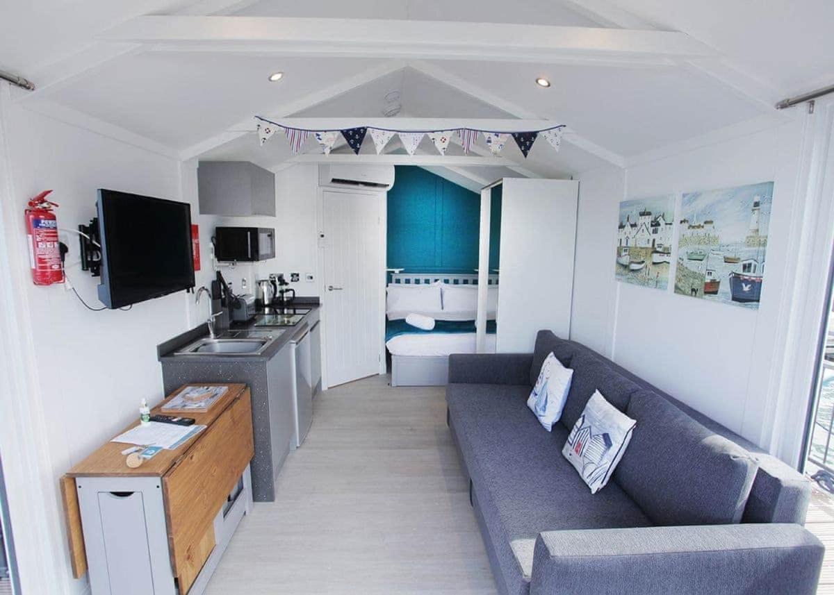 Mercury Yacht Harbour And Holiday Park Lower Swanwick Екстер'єр фото